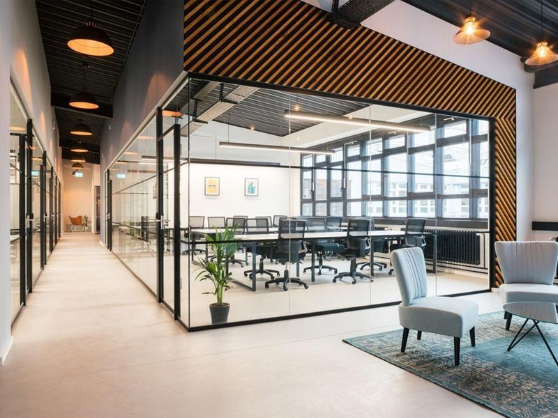 Bố trí nội thất văn phòng theo phong thủy: Bí quyết Tăng Hiệu Suất và Hút Tài Lộc